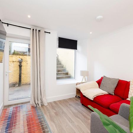 Joivy 3Br Flat In Haymarket With Free Parking Единбург Екстер'єр фото