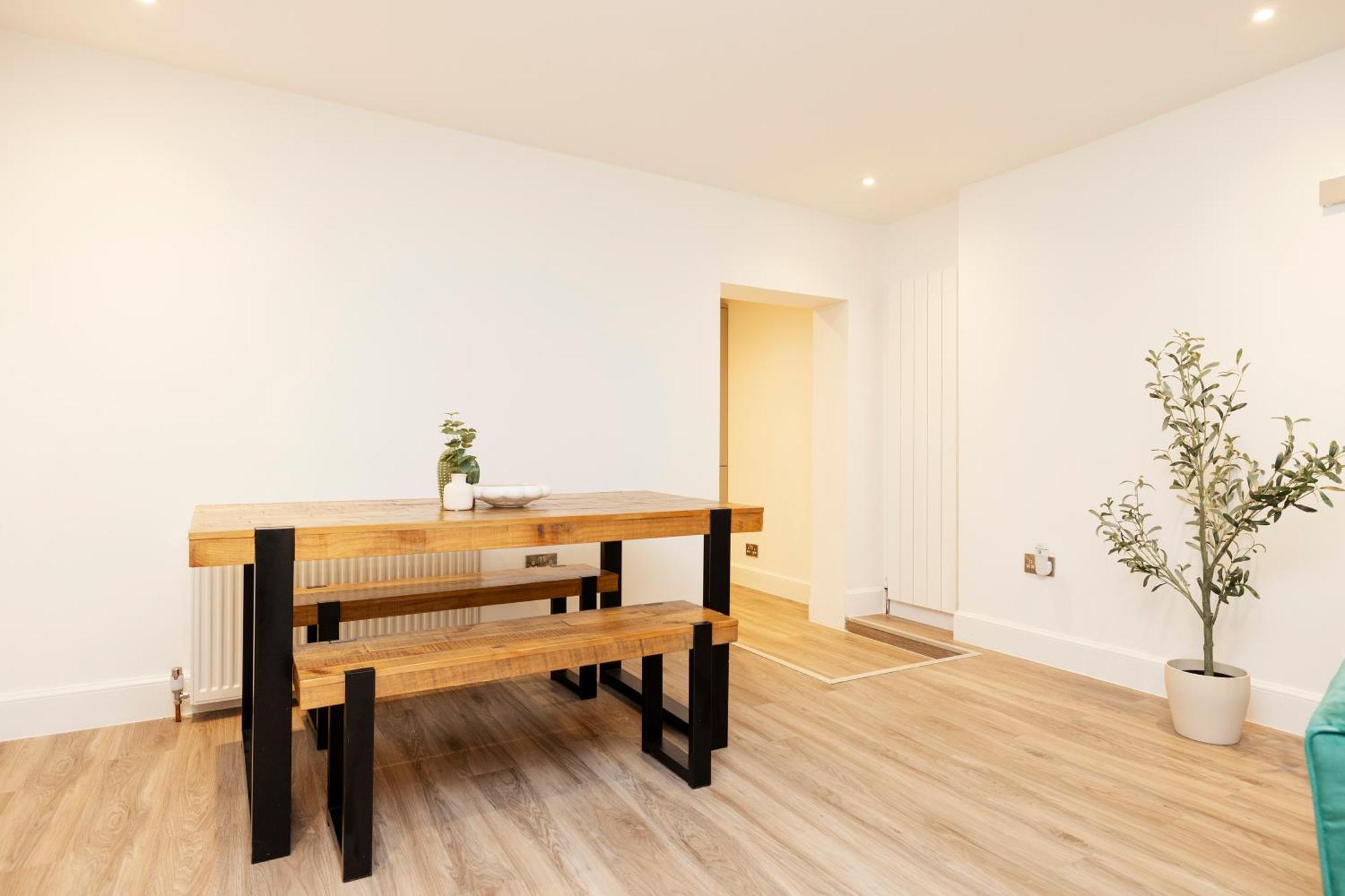 Joivy 3Br Flat In Haymarket With Free Parking Единбург Екстер'єр фото